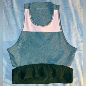 Outdoor Voices Slashback Crop Top Rare Grey / Pink / Dark Green Size Small